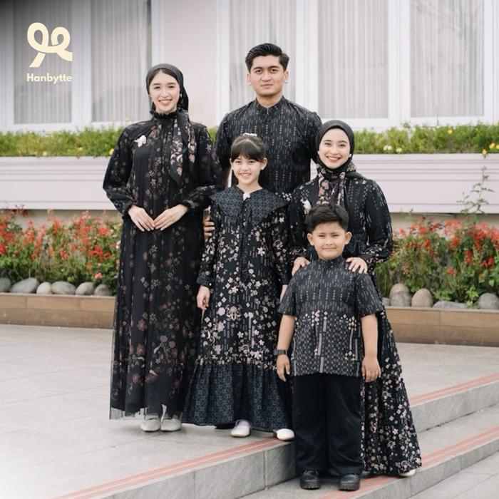 seruni raya black sweet